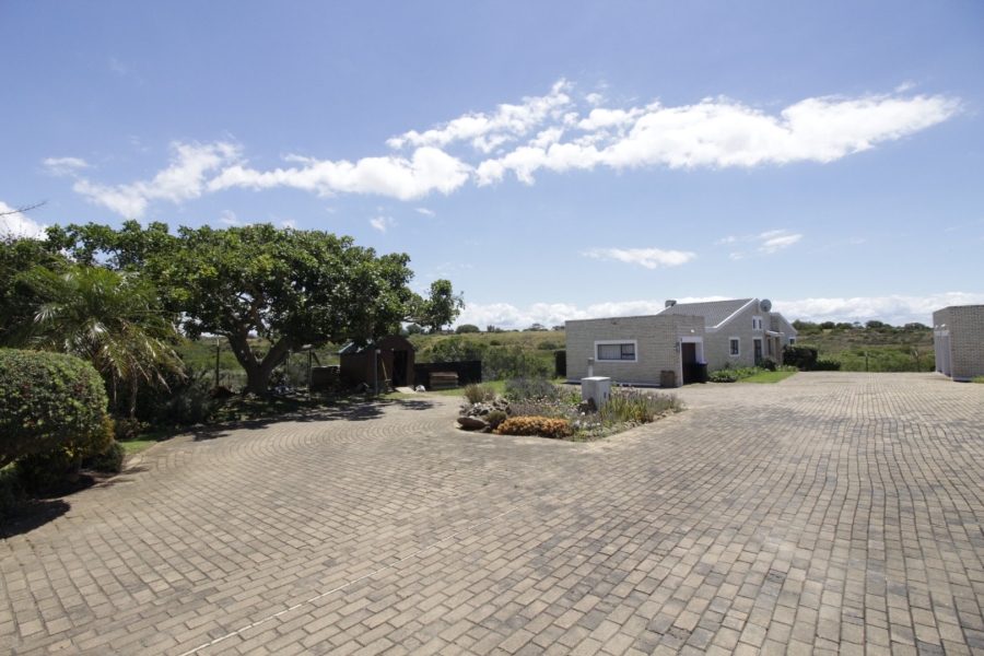 3 Bedroom Property for Sale in Jeffreys Bay Central Eastern Cape